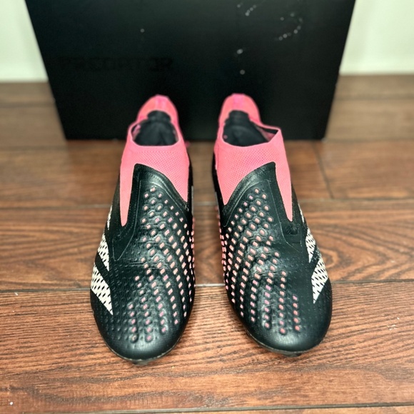 Adidas Predator Accuracy Plus Men’s Sz8 Cleats main image 10